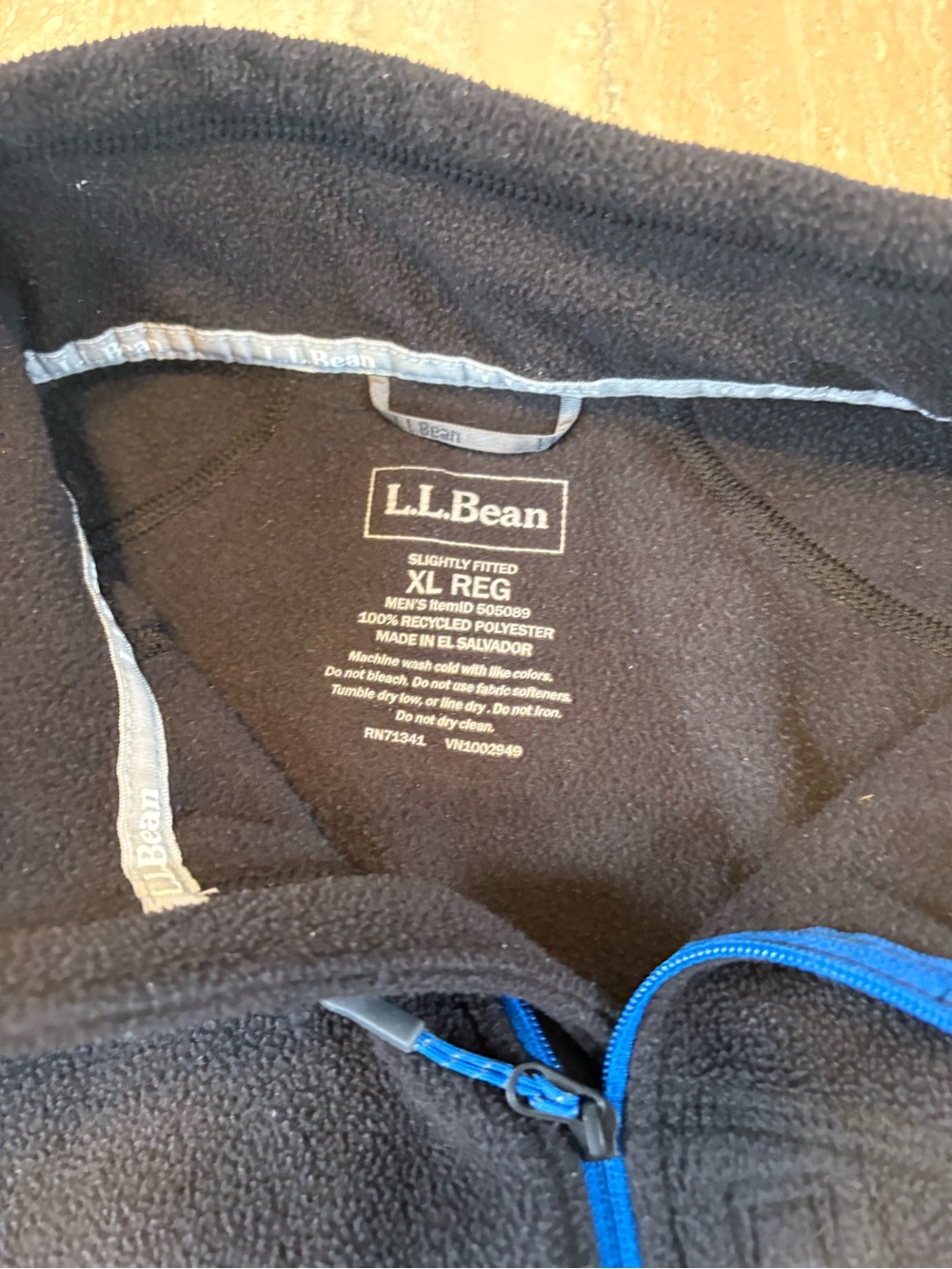 L.L.Bean Men's Black Fleece Jacket with Blue Zipper
